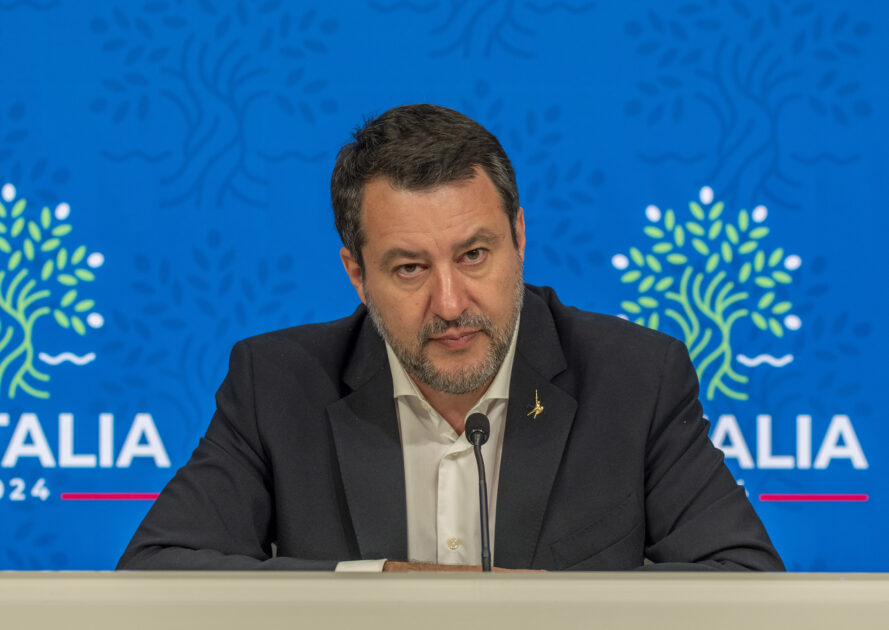 Una bocciatura scontata e annunciata. Dall’Ue arriva l’atteso richiamo della Commissione