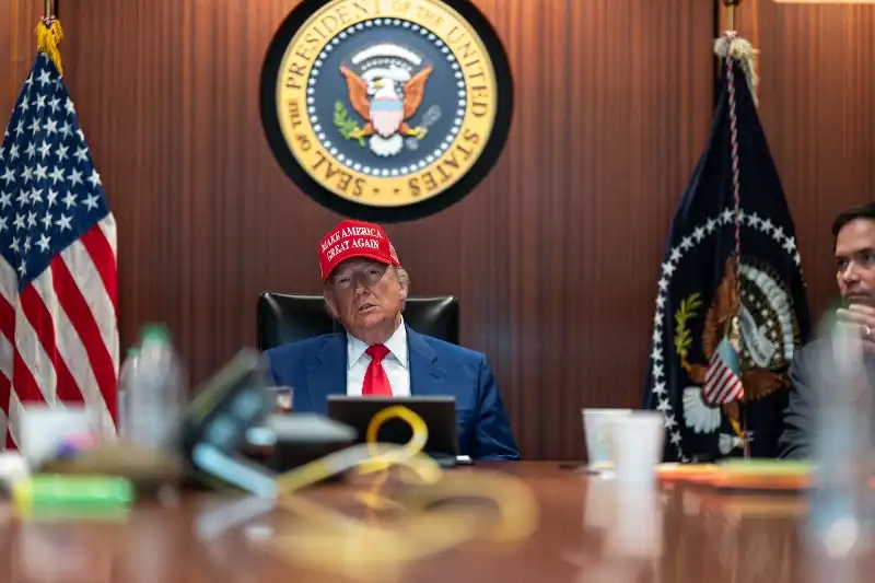 Nei primi cinque mesi del suo secondo mandato, Donald Trump ha ordinato 529 attacchi aerei