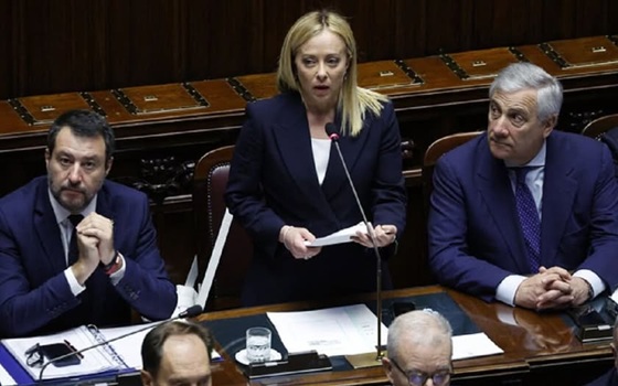 Al di là delle solite chiacchiere di Salvini che ormai dovrebbe essere fermato da chi gli vuole