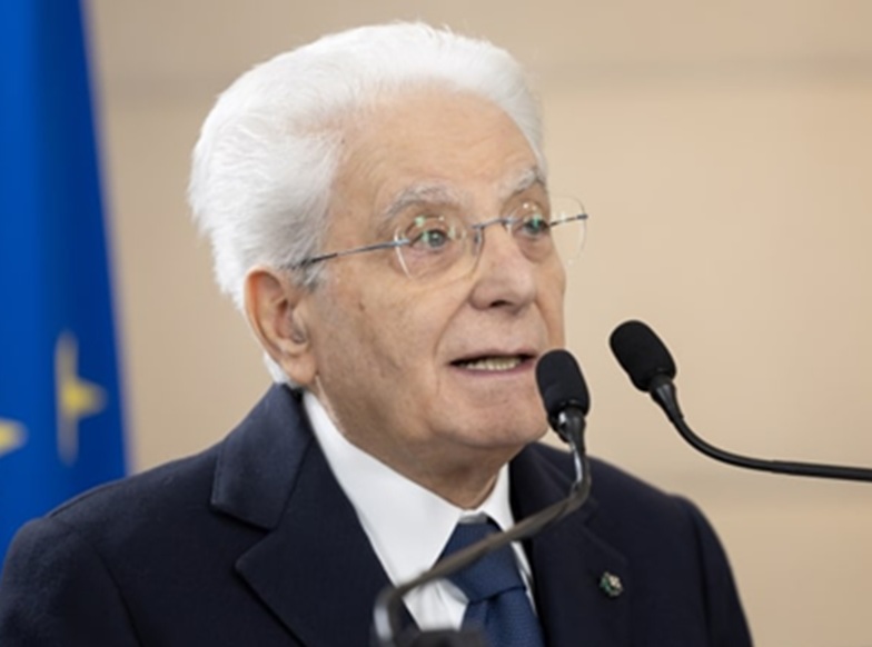 Mosca: affondo contro Mattarella – Un’analisi delle dinamiche retoriche nella diplomazia internazionale