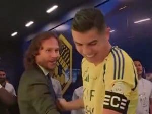 Nedved e Ronaldo si ritrovano faccia a faccia dopo anni: l’incontro nel tunnel degli spogliatoi