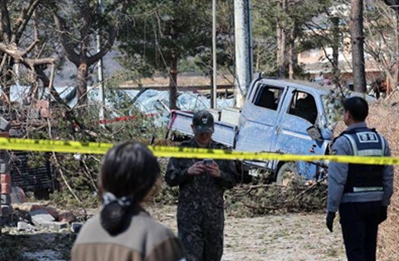 Corea del Sud: jet bombarda chiesa per errore